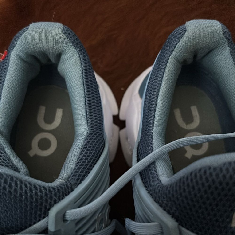 On Running On Cloudswift Snickers Casual in Sky/ Azul Size 7.5 - Picture 8 of 8